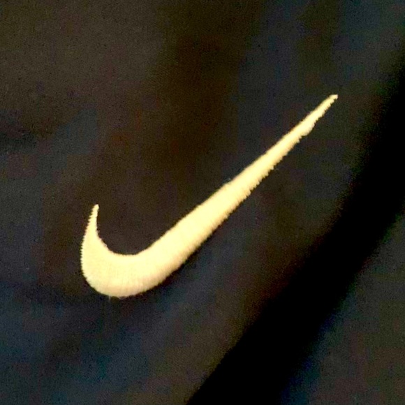 Nike Black Dri-Fit XL very light joggers/ Black/ zipper down the calf - Picture 6 of 8